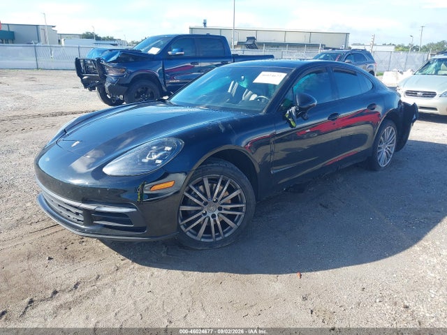 2017 PORSCHE PANAMERA 4 2