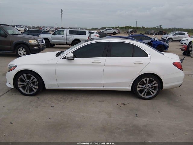 2019 MERCEDES-BENZ C 300 14