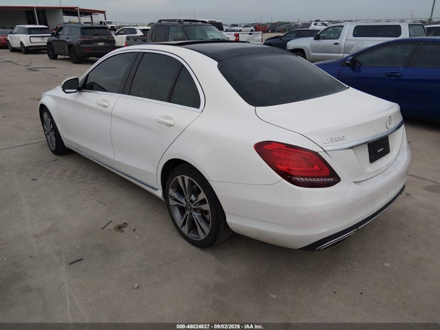 2019 MERCEDES-BENZ C 300 3