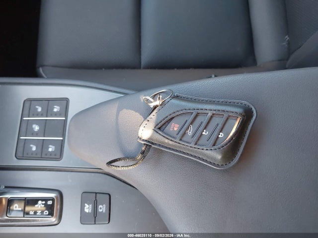 2026 LEXUS UX 300H PREMIUM AWD 11