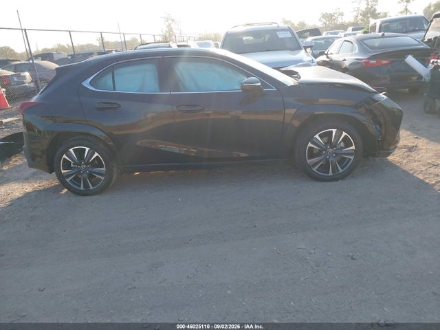 2026 LEXUS UX 300H PREMIUM AWD 14