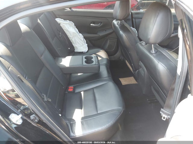 2023 NISSAN SENTRA SR XTRONIC CVT 8