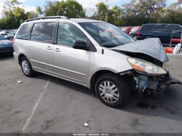 2006 TOYOTA SIENNA LE