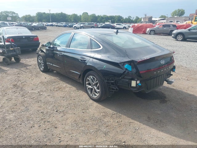 2022 HYUNDAI SONATA SEL 3