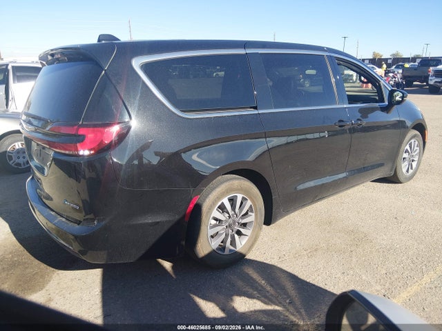 2025 CHRYSLER PACIFICA HYBRID SELECT 4
