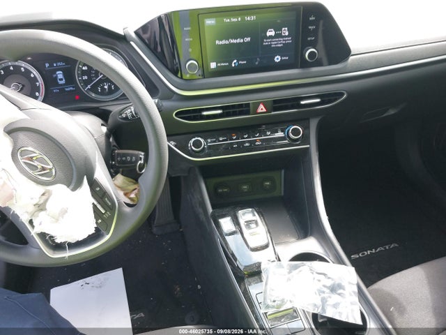 2023 HYUNDAI SONATA SE 11