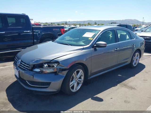 2014 Volkswagen PASSAT 2.0L TDI SE 照片 2