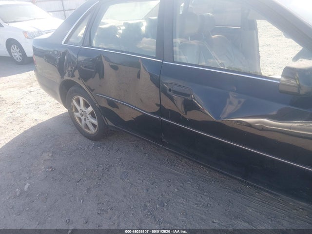 2003 Toyota AVALON XL 照片 6
