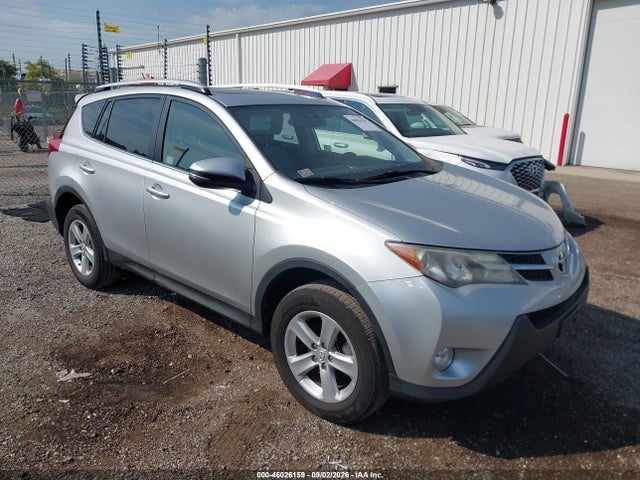 2014 TOYOTA RAV4 XLE