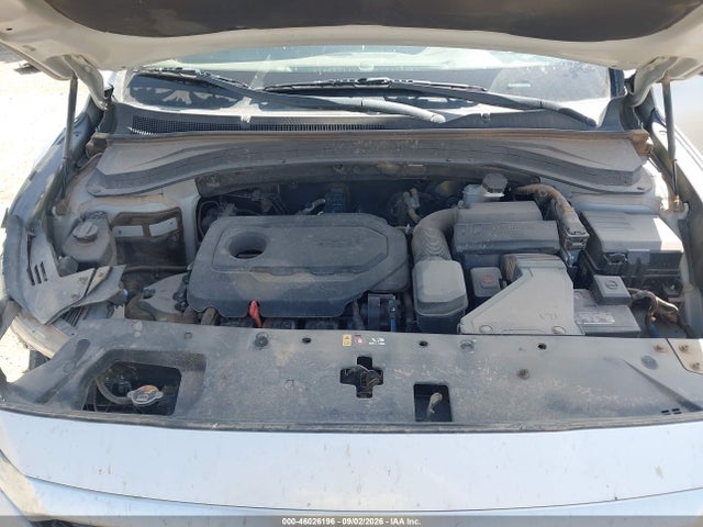 2019 HYUNDAI SANTA FE SE 10