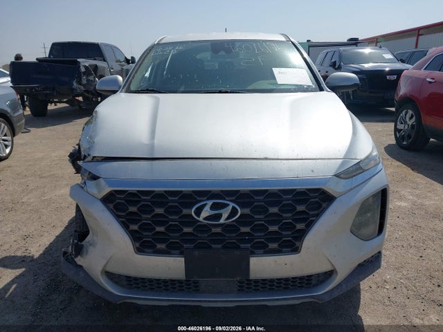2019 HYUNDAI SANTA FE SE 11