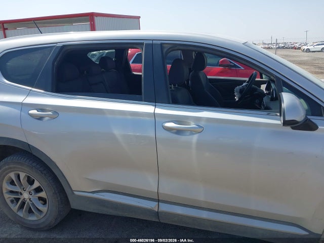 2019 HYUNDAI SANTA FE SE 12