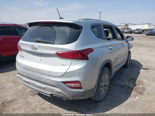 2019 HYUNDAI SANTA FE SE 4
