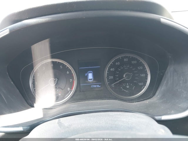2019 HYUNDAI SANTA FE SE 7