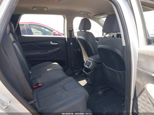 2019 HYUNDAI SANTA FE SE 8