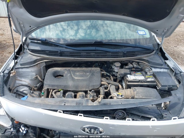 2019 KIA RIO S 10