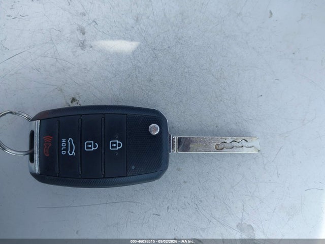 2019 KIA RIO S 11