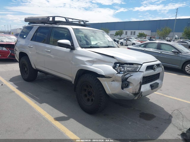 2016 TOYOTA 4RUNNER SR5