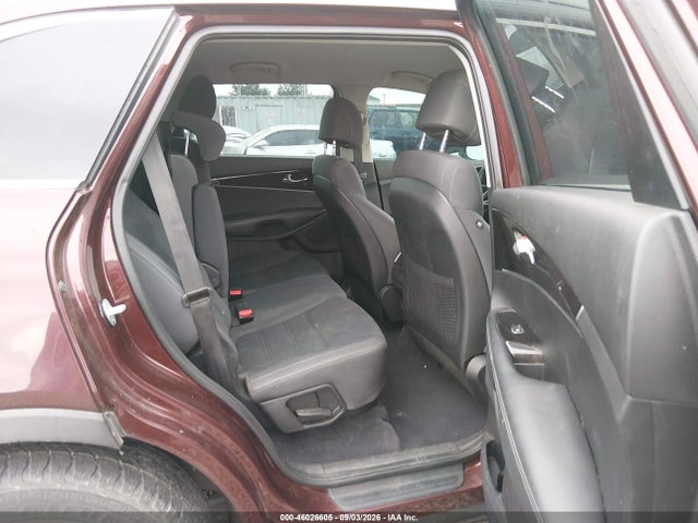 2017 KIA SORENTO 2.4L LX 8