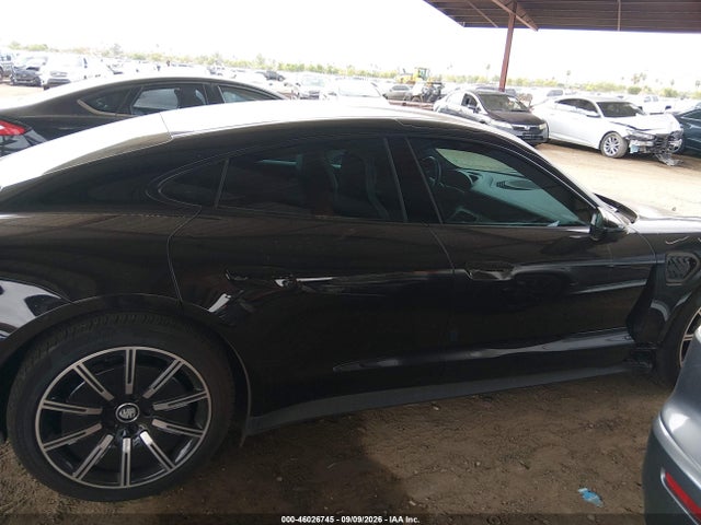 2021 PORSCHE TAYCAN 14