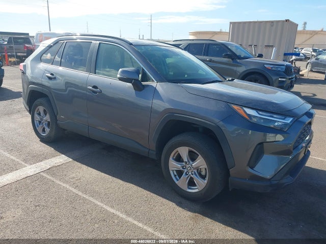 2022 TOYOTA RAV4 XLE