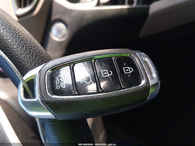 2019 HYUNDAI SANTA FE SEL 11