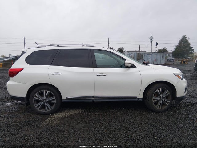 2017 NISSAN PATHFINDER PLATINUM 12