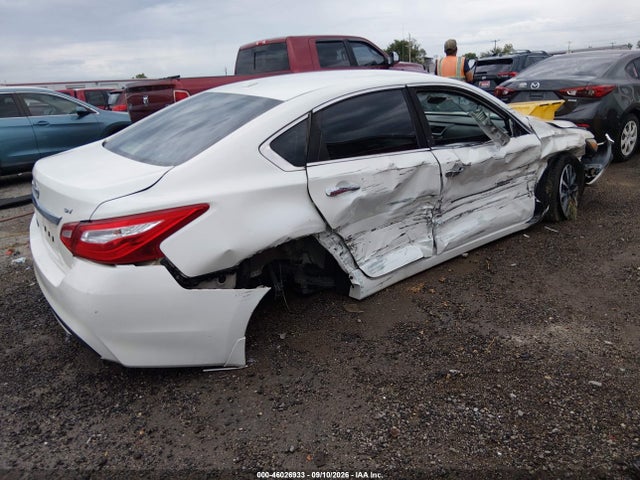 2017 NISSAN ALTIMA 2.5 SV 4