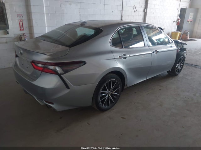 2023 TOYOTA CAMRY SE 4