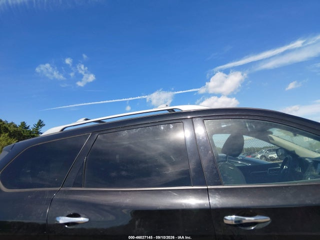 2019 NISSAN PATHFINDER S 8