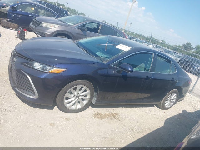 2022 TOYOTA CAMRY LE 14