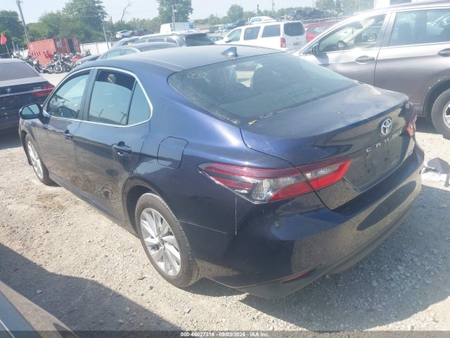 2022 TOYOTA CAMRY LE 3