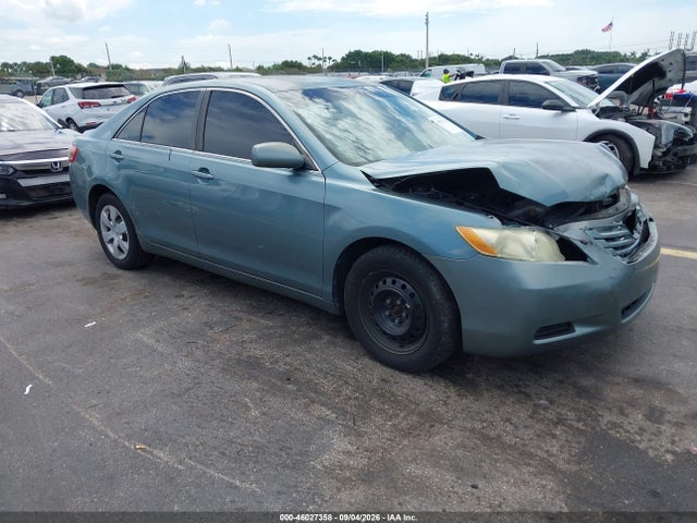 2009 TOYOTA CAMRY LE