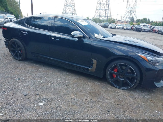 2019 KIA STINGER GT1
