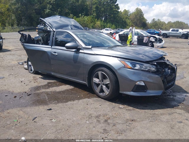 2022 NISSAN ALTIMA SV FWD