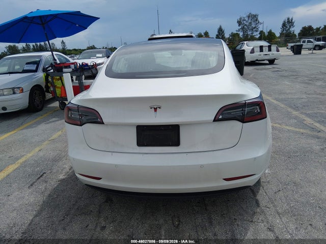 2022 TESLA MODEL 3 REAR-WHEEL DRIVE 17