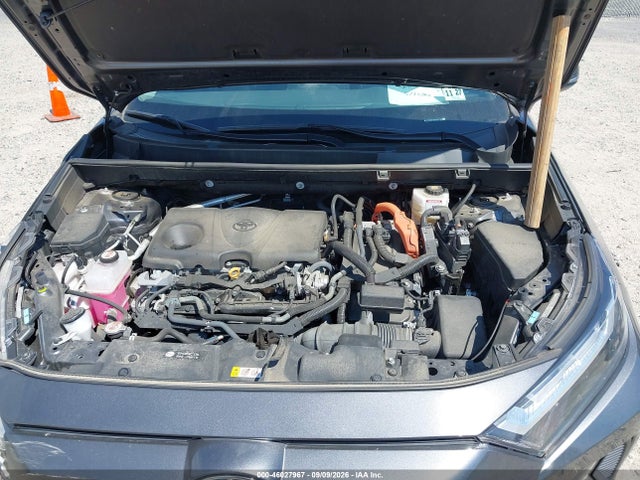 2022 TOYOTA RAV4 HYBRID XLE 10