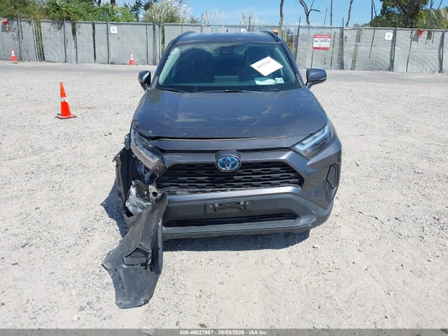 2022 TOYOTA RAV4 HYBRID XLE 12