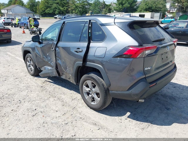 2022 TOYOTA RAV4 HYBRID XLE 3