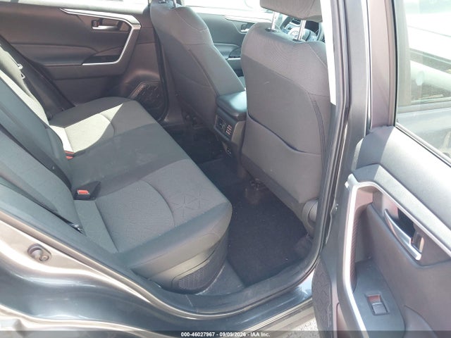 2022 TOYOTA RAV4 HYBRID XLE 8