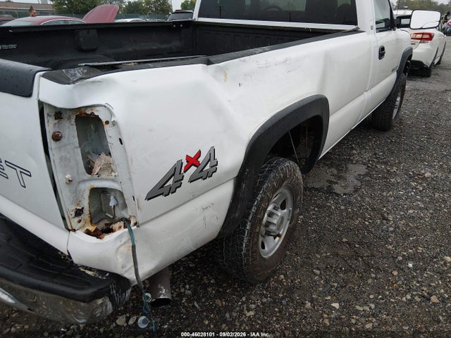 2004 Chevrolet SILVERADO 2500HD WORK TRUCK photo 13