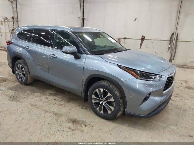 2021 TOYOTA HIGHLANDE XLE