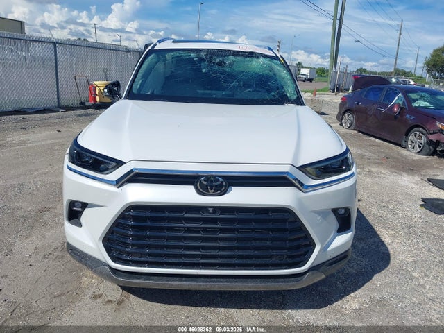 2026 TOYOTA GRAND HIGHLANDER LIMITED 11