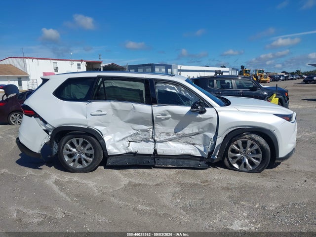 2026 TOYOTA GRAND HIGHLANDER LIMITED 12