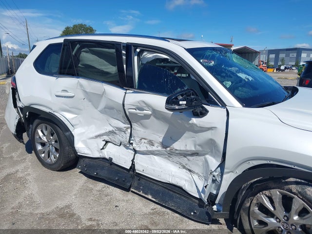 2026 TOYOTA GRAND HIGHLANDER LIMITED 6