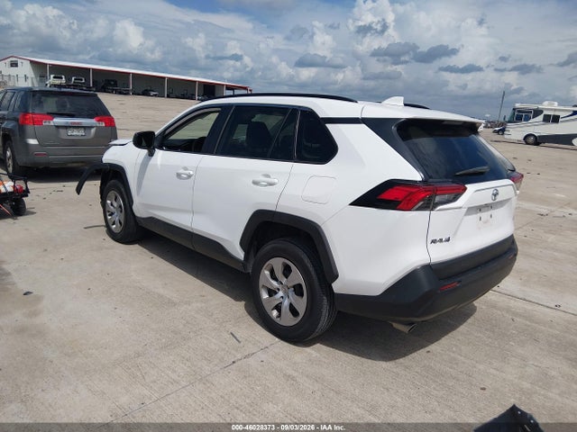2019 TOYOTA RAV4 LE 3