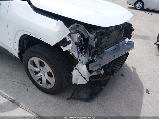2019 TOYOTA RAV4 LE 6