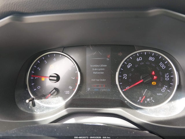 2019 TOYOTA RAV4 LE 7