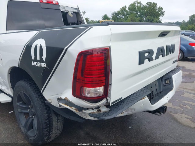 2017 RAM 1500 NIGHT 4X4 5'7 BOX 6