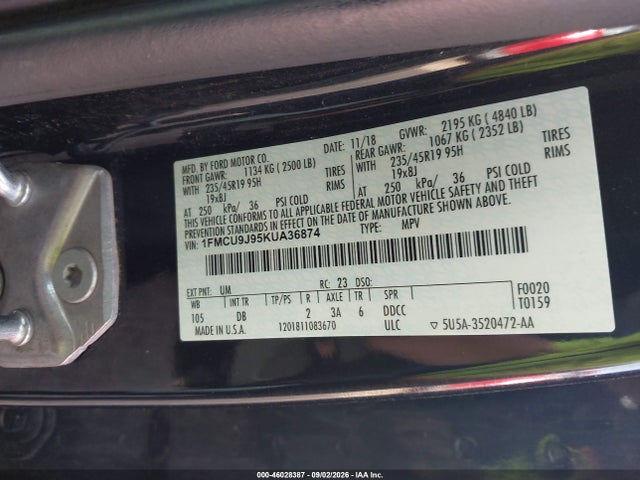 2019 FORD ESCAPE TITANIUM 9